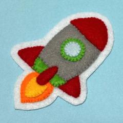 【再販５】 フェルト ワッペン ロケット (レッド)のサムネイル