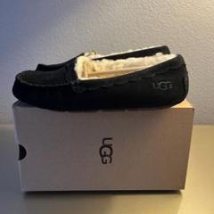 UGG アグ モカシン 新品未使用 23㎝ スカラップド モック