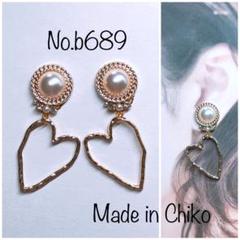 ビジューピアス◡̈♥︎♡ハンドメイドb689