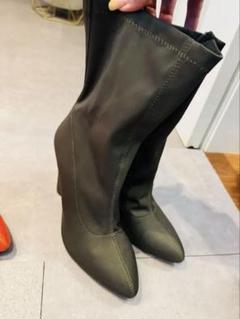 yello ブーツ　グレーブーツ　未使用　　ZARA 新品 yello ブーツ グレーブーツ 未使用 ZARA 新品 レディース