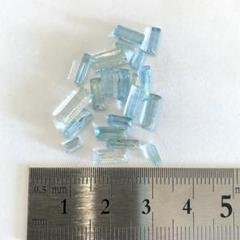 新品未使用品　アクアマリン　長方形ルース10.70ct