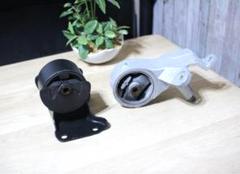 L880 エンジンマウント２個セット　前後２つ　規格的程度良い L880 エンジンマウント2個セット前後2つ規格的程度良い