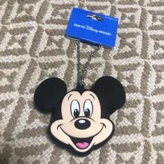 新品未使用❤︎ ディズニーリゾート ミッキーバッグチャーム Disney - <新品>ミッキー シリコン ダイカット バッグチャーム