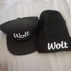 未使用 Wolt 帽子、ニットの2点セット。のサムネイル