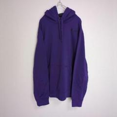 ナイキ プルオーバーパーカー therma fit シンプル ワンポイント 紫