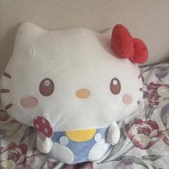 ハローキティ クッション型ぬいぐるみ