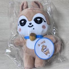 IVE MINIVE popup スクール フィギュア ガウル ダリ - メルカリ