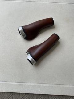 Brooks ブルックス　レザー ハンドルグリップ Brooks製となったNew エルゴノミックレザーグリップ