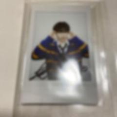 ONEUS  XION シオン　サイン入り　ポラロイド ONEUS サイン入りポラロイド シオン - メルカリ