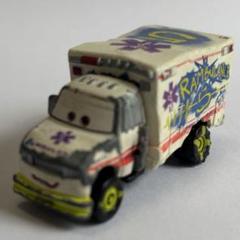 ちゃま　トミカカーズ　アーヴィー　ドクターダメージ【155】 楽天市場】タカラトミー カーズ トミカ C-39 ドクター・ダメージ