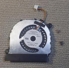 東芝 CPUファン C-154C G61C00042210 動作確認ずみ②のサムネイル