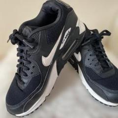 Nike Air Max ブラック　ホワイト スニーカー　23 36 36.5のサムネイル