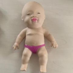 赤ちゃん人形と衣装、家具セット
