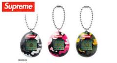 新品未開封　Supreme たまごっち　2個セット 2025年最新】supreme たまごっちの人気アイテム - メルカリ
