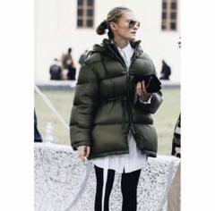 Acne Studios アクネストゥディオズ ダウン カーキ 34サイズ Acne Studios アクネストゥディオズ ダウン カーキ 34サイズ