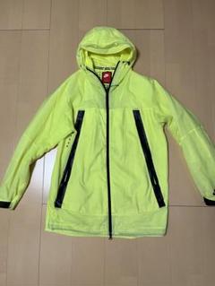 NIKEナイキ　ネオンイエローパーカーLサイズ
