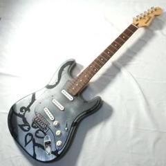 ☆珍品　他に類を見ないオリジナルギター　Buskers ST改造 初心者用ギター】BUSKER'Sのストラトタイプをレビュー、音出しし