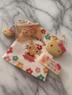 日焼けキティ グッズ