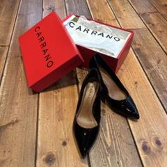 【CARRANO】靴 パンプス 美品 ポインテッドトゥ エナメル ローヒール カラーノ CARRANO ポインテッドトゥプレーンパンプス （イエロー