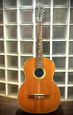 YAMAHA Dynamic GUITAR No.40 税込販売価格 ￥48,000