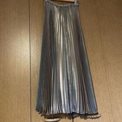 未使用品✨️UNITED ARROWS 　シルバー　プリーツスカート 未使用品✨️UNITED ARROWS シルバー プリーツスカート - メルカリ