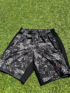 Nike デジタル迷彩 ハーフパンツ L
