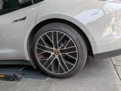 ポルシェ　タイカン　純正ホイール（Taycan TurboAero ホイール） ポルシェタイカン純正ホイール（Taycan TurboAero ホイール）