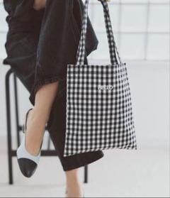 【新品未開封】forme東原亜希トラベルポーチ３点セット　ブラック 東原亜希 FORME 2023 フォルム QUILTING TRAVEL POUCH （Small
