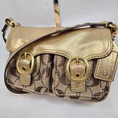 極美品 COACH クロスボディ ショルダーポーチ シグネチャー