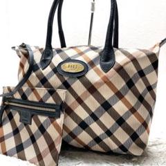 未使用級 ダックス トートバッグ A4可 大容量 肩掛け可 チェックPVCレザー 未使用級 ダックス トートバッグ A4可 大容量 肩掛け可 チェック