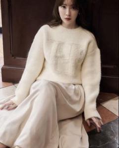 【福袋セール】の商品 Herlipto H Boa Logo Knit Pullover - メルカリ トップス