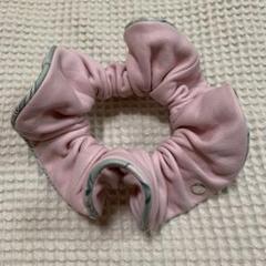 HERMES シュシュ クラウディア ピンク×グリーン ラム レザー