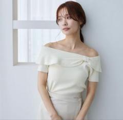 mysty woman リボンネックニットプルオーバー オフホワイトのサムネイル