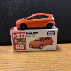 トミカ No.98 トヨタ アクア