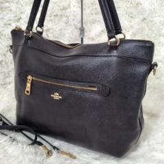 COACH　2way　ショルダーバッグ　レザー　ロゴチャーム　A4可　馬車金具