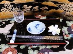 古伊万里　染付　魚に網目紋の図　豆皿　F099AS-CSe 古伊万里 染付 魚に網目紋図 豆皿