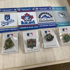 MLB 2002年チームピンバッジセット - メルカリ