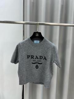 ❣️PRADA グレー 半袖ニットS