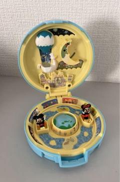 激レア　東京ディズニーリゾート イッツアスモールワールド コンパクトドールハウス