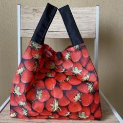 エコバッグ　ハンドメイド　コンビニ　お弁当　折り畳み　撥水　コンパクト　莓　黒