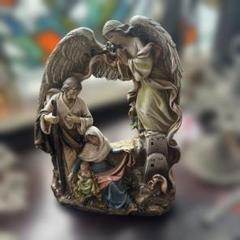 天使と聖家族のレジン彫刻 キリストオブジェ