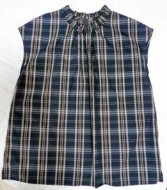 PLST ノースリーブシャツ　シャツ　チェック柄　金具フックつき　Mサイズ