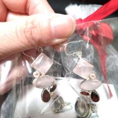 ビジュマム（Bijumam）ストロベリークォーツピアス