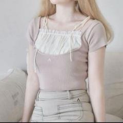 andmary Mew frill tops beige - メルカリ