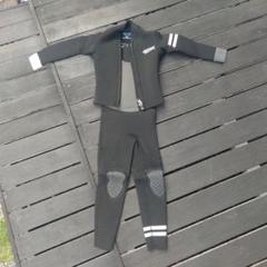 ウェットスーツキッズ120cmのサムネイル