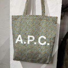 apc アーペーセー トートバッグ 花柄 フラワープリント