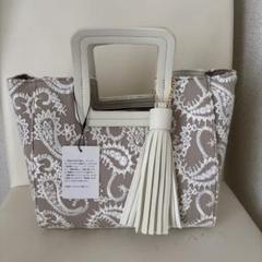 新品　未使用 刺繍デザイン ハンドバッグ タッセル付き