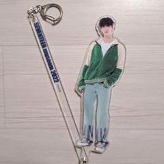 seventeen ドギョム ウジ ディノ アクリルスタンド アクリル