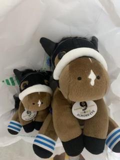 【4体セット】アーモンドアイ　アイドルホース　ぬいぐるみ　レギュラー　タグ付き Amazon.co.jp: アイドルホース アーモンドアイ/'38回 ジャパン