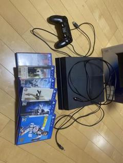 PlayStation 4 本体 + ゲームソフト6つ。